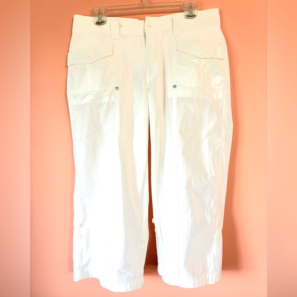 Cotton  White Capri  for Women - Picture 3 of 15